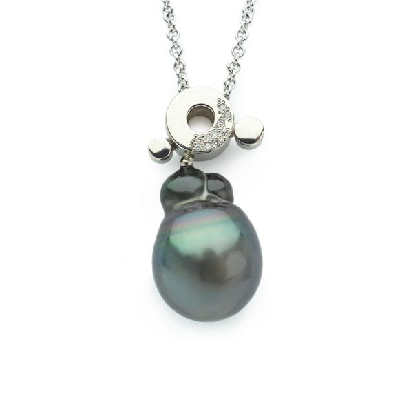 Tahitian pearl and diamonds pendant